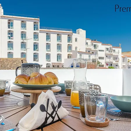 Апартаменты Peneco Old Town *